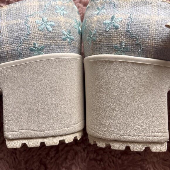 Liz Lisa Premiere blue and white plaid Mary Jane shoes - Picture 3 of 3